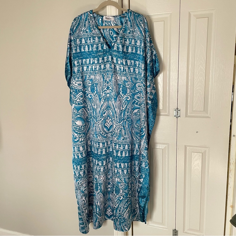 Winlar satin caftan one size